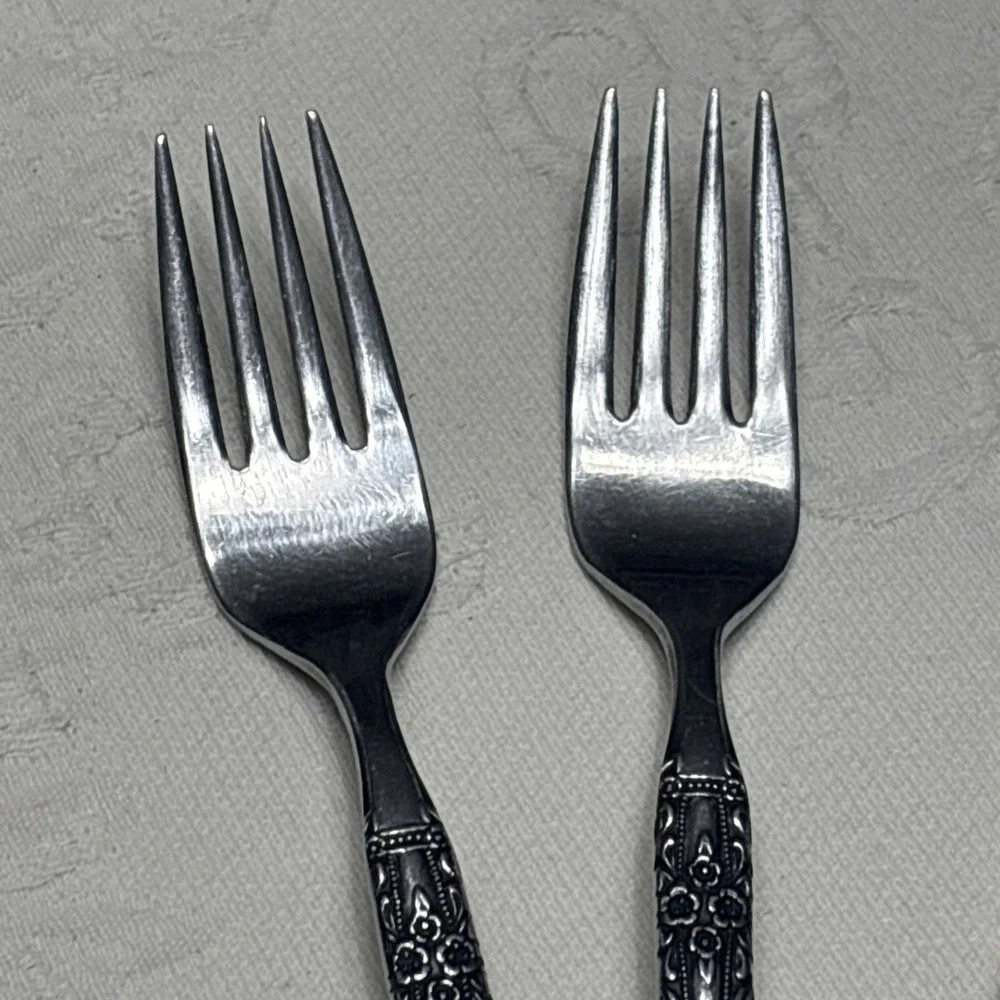 7 Oneida Napa Valley Northland Japan Wood Handle Mid Century Salad Forks 6 5/8